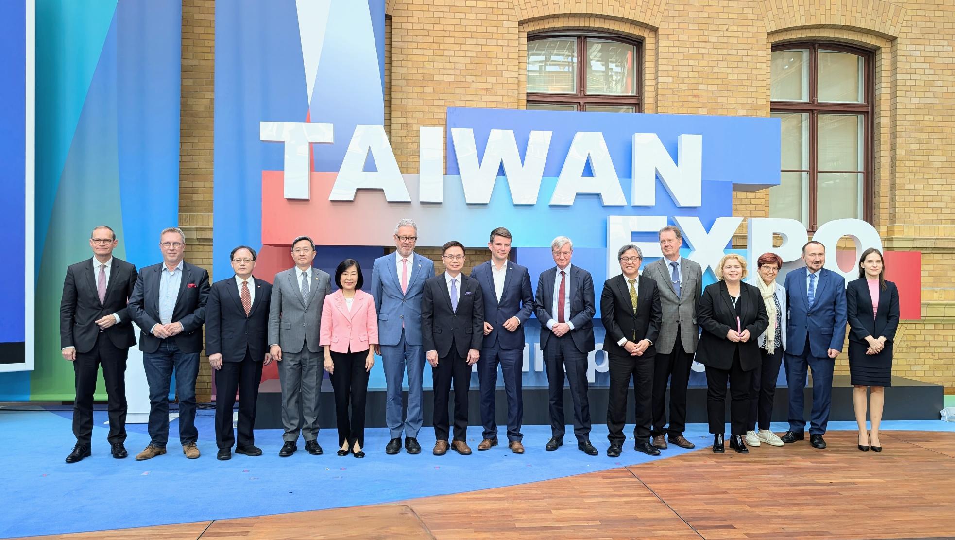 2024年歐洲台灣形象展日前開幕，瞄準歐盟數位和綠色轉型的商機，超過100家台灣企業參展。（圖片來源：中華民國對外貿易發展協會）