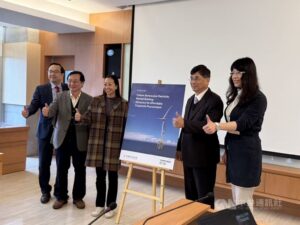 RE100台灣2024報告19日出爐，點出RE100會員在台灣採購綠電，正面臨再生能源供應不足、成本競爭力不足兩大問題。（中央社記者曾智怡攝）